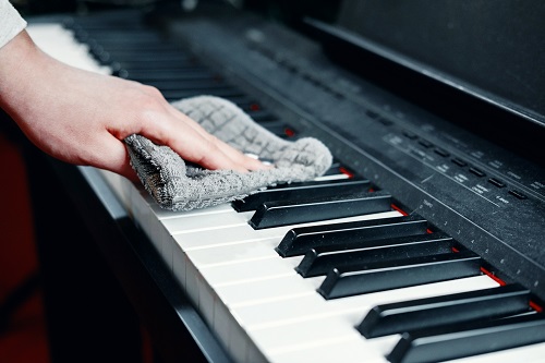 how-to-properly-clean-your-piano-at-home